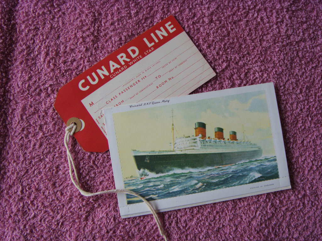 UNUSED MINT CONDITION LETTER CARD AND LUGGAGE LABEL FROM THE RMS QUEEN MARY